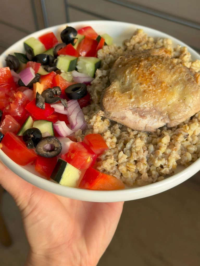 Bulgur with Nut Sauce and Chicken