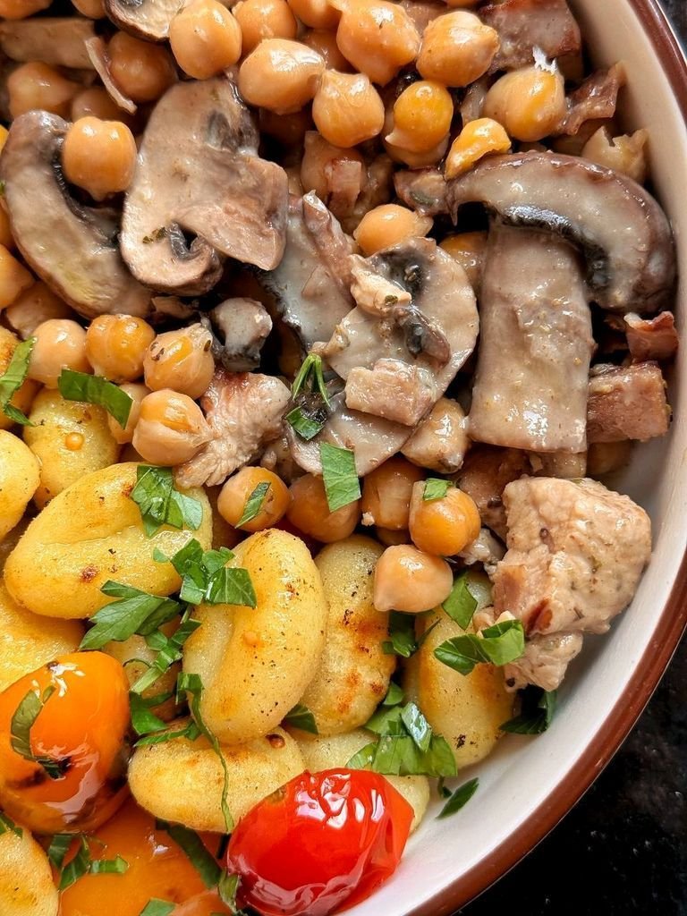 Gnocchi with creamy stew