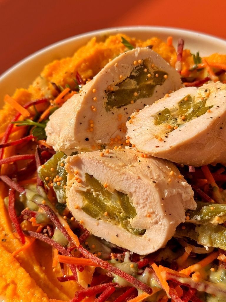 Lentil puree with chicken and beetroot salad
