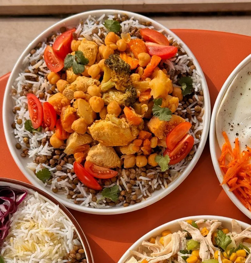 Curry with rice and lentils