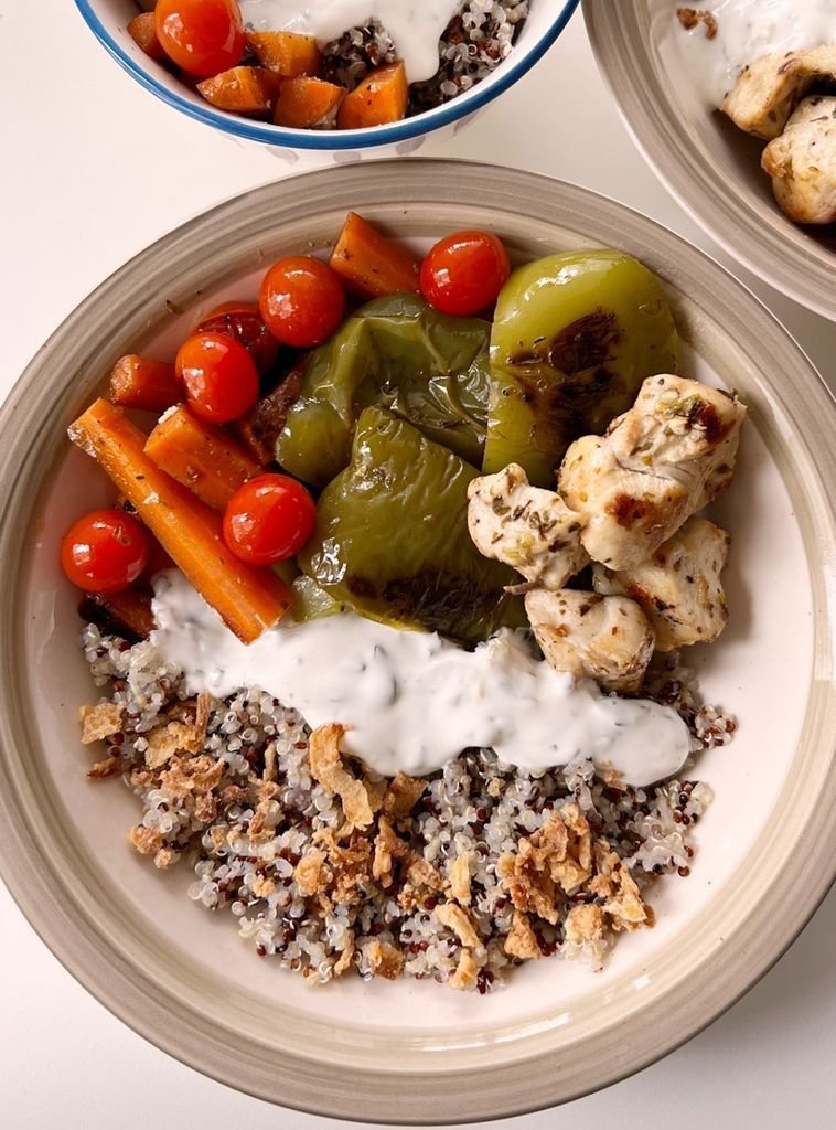 Quinoa with сhicken and roasted vegetables